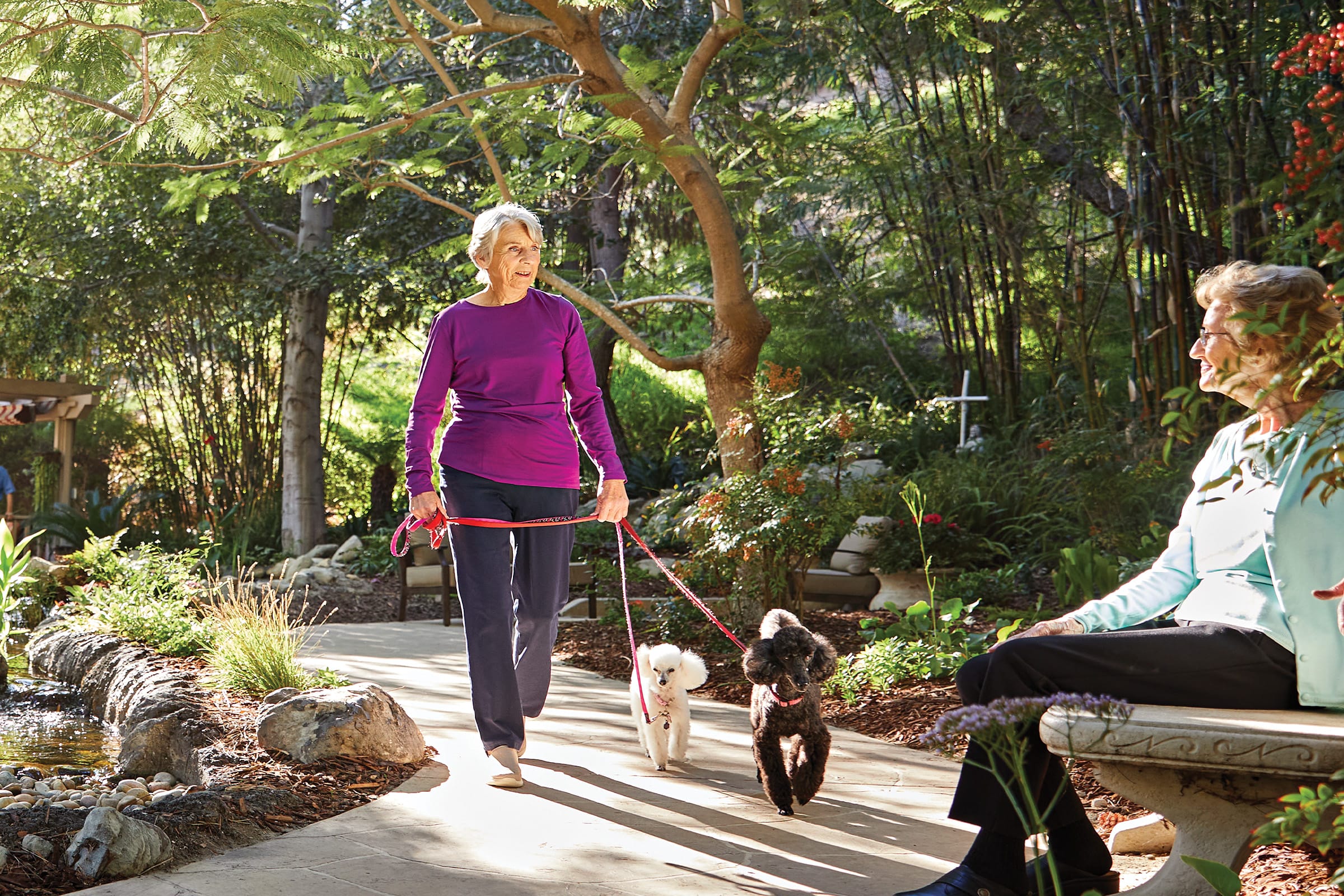 Seniors enjoying luxury assisted living and independent lifestyle in Aliso Viejo at The Covington.