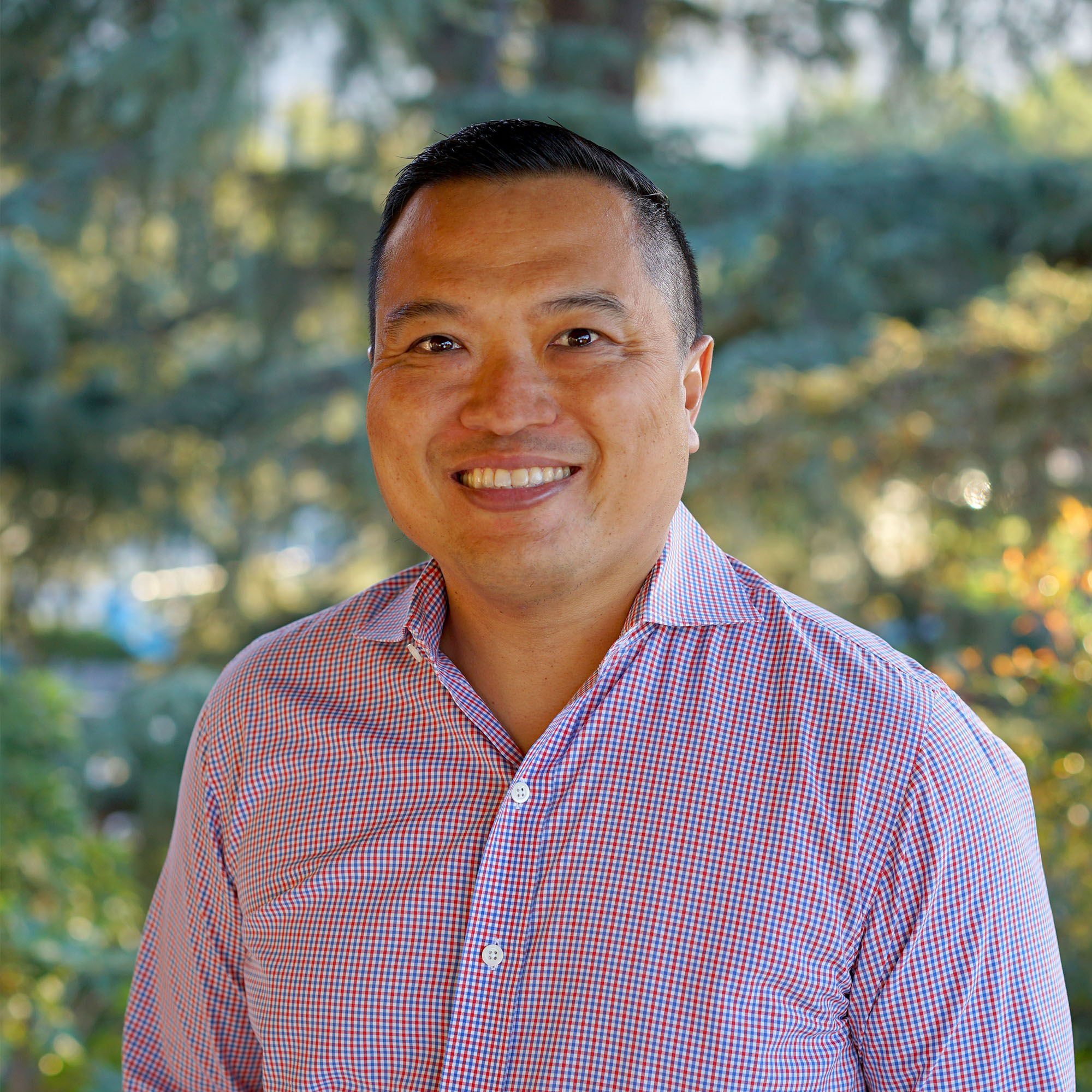 Headshot of Maleakhi Adi